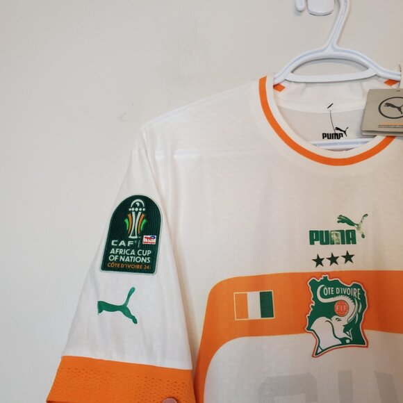 NOT FOR SALE Poshmark will Restrict Sellers Accounts If We Delete Too Many Items - Picture 4 of 8